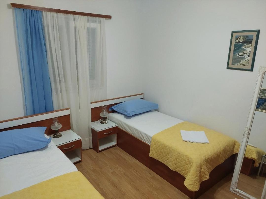 פודגורה Apartman Igor מראה חיצוני תמונה