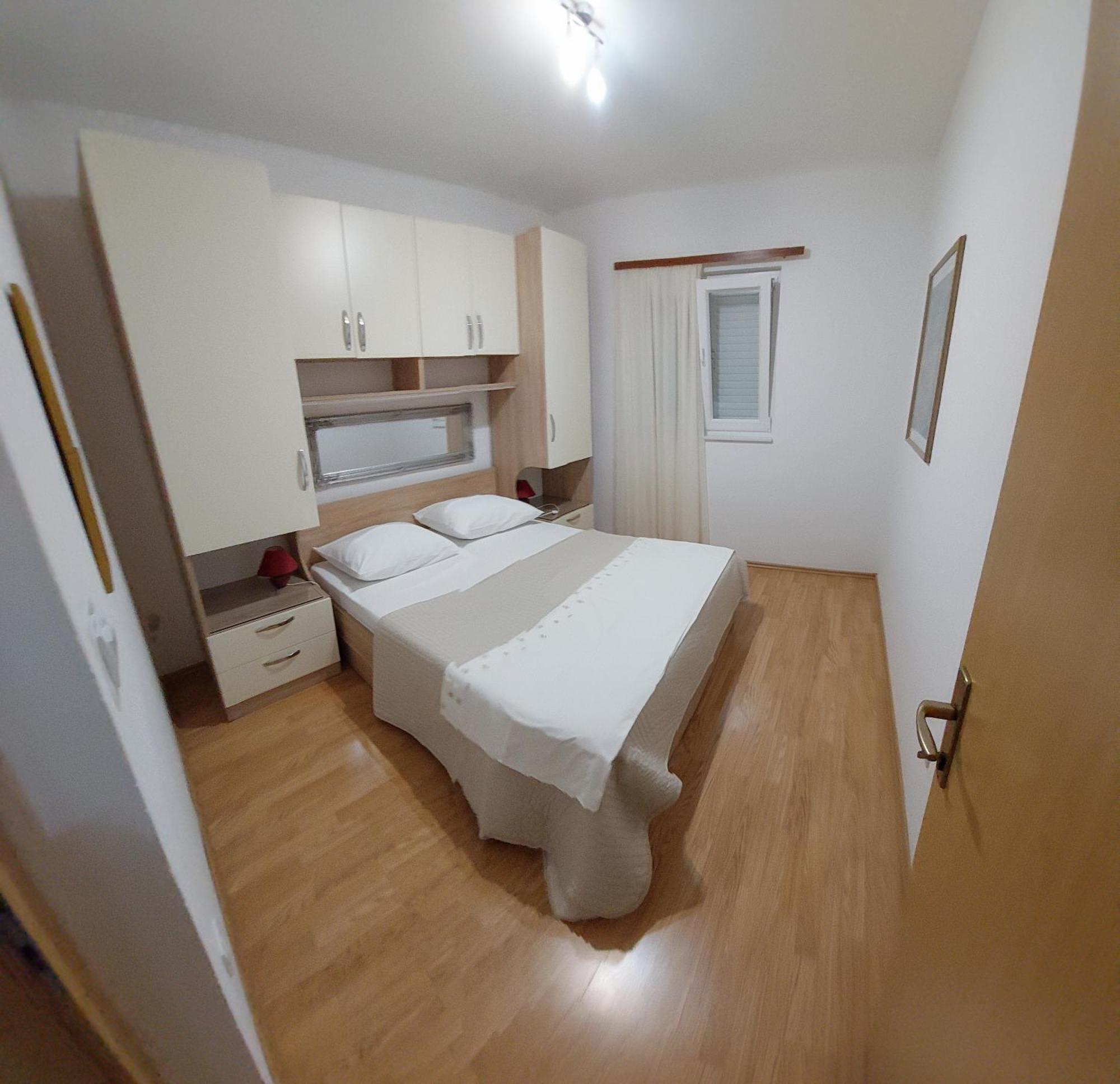 פודגורה Apartman Igor מראה חיצוני תמונה